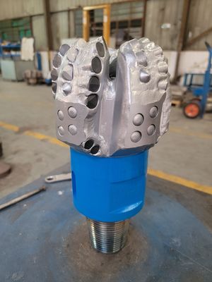 6.625 inch Diameter Matrix Body PDC Diamond Rock Drill Bit