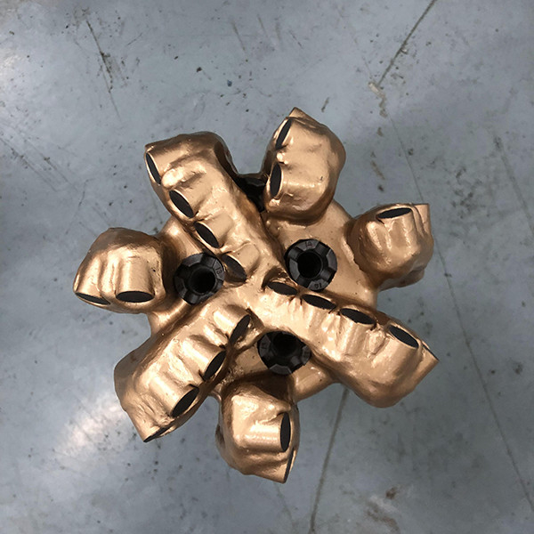 PDC Drill Bit 6 Inch Diamond  Drill Bit Hard Rock  Bit With API 3-1/2 in Pin Box