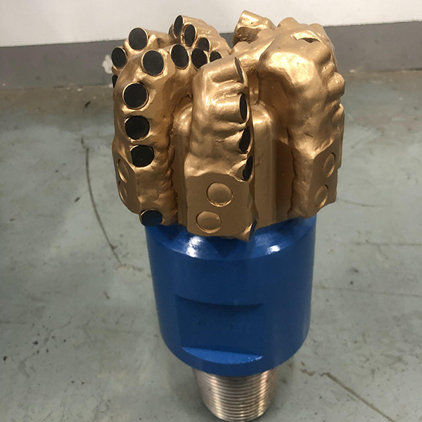 PDC Drill Bit 6 Inch Diamond  Drill Bit Hard Rock  Bit With API 3-1/2 in Pin Box