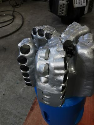 140mm Diameter 5 Blade PDC Matrix Body Hard Rock Drill Bits