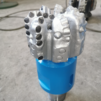 5 7/8 cali S713 Diamentowy wiertnik PDC Wiertnik